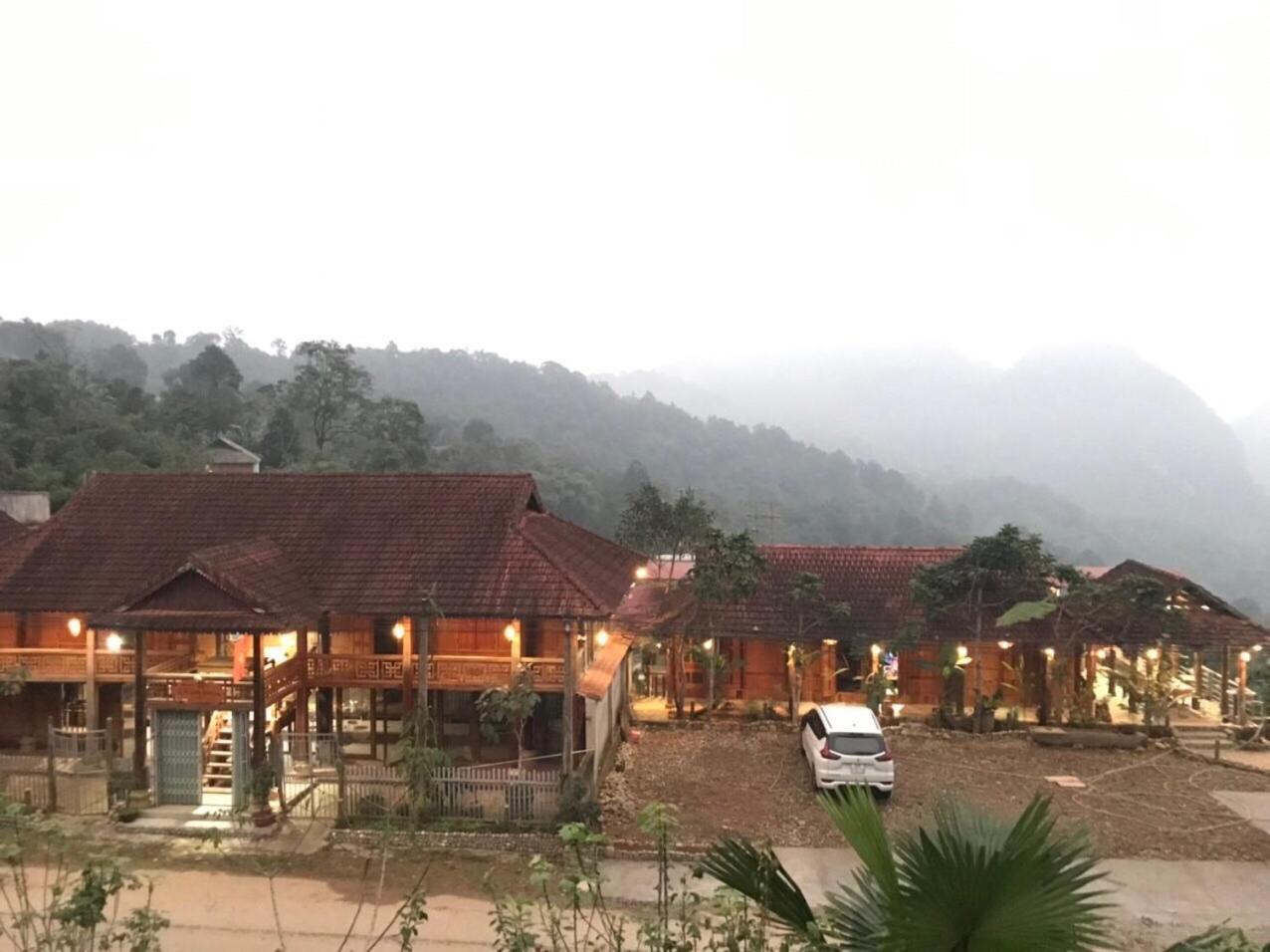 Oh Pu Luong Homestay Huong Ba Thuoc Exterior photo